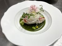 金目鯛のポアレ　グリーンソース本葛仕立て