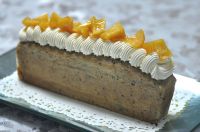 栗と微かなコーヒ薫るスタリッシュパウンドケーキ　キャラメリーゼしたアップルとキャラメルシャンティ