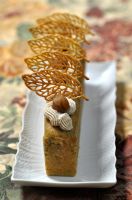 栗のパウンドケーキ　葉っぱのチュイル