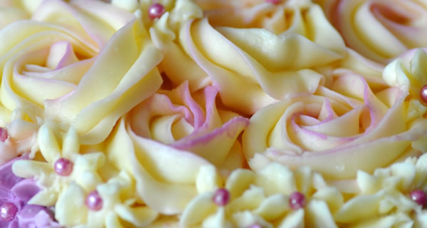 バタークリームケーキ